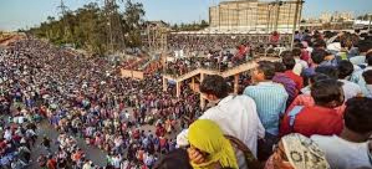 यह दौर देश के इतिहास के एक अविस्मरणीय काले अध्याय के रूप में याद किया जाएगा ! भारत के इतिहास में प्लेग और स्पेनिश फ्लू से होने वाली मौतों