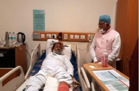 उसी बाथरूम में बार-बार क्यों और कैसे गिरते हैं अनिल विज?