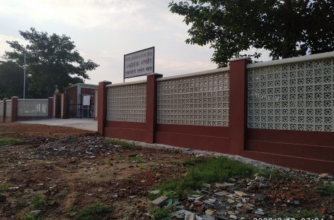 जिस अरावली को हवाओं ने घिसते घिसते 350 लाख साल में इतना घिसा है उस अरावली को भारत और राज्य सरकारों ने खनन माफियाओं के साथ मिलकर सिर्फ 35 सालों में कई गुना अधिक खोद डाला है..