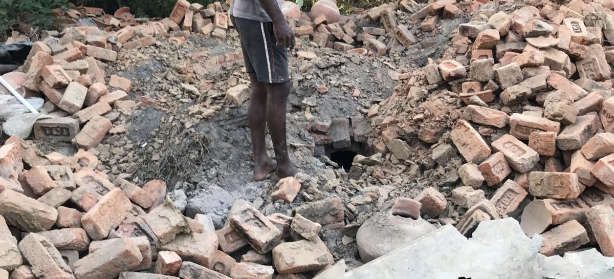 प्रॉपर्टी डीलरों से सम्मानित होने के बाद भाजपा विधायक राजेश नागर को धुआं बुरा लगने लगा