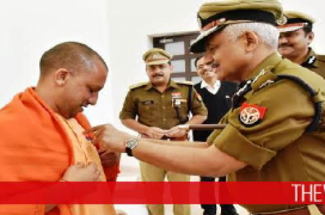 क्या मजबूत शासन का मतलब मजबूत के लिए शासन होता है? मोदी के लेबर कोड और किसान कानून इसी की बानगी हैं।