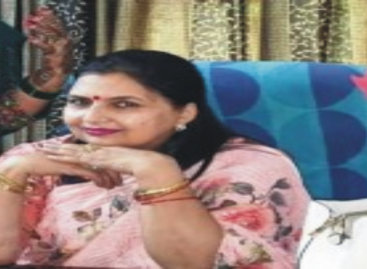 27 लाख गबन की आरोपी डीईओ मुनीष पर कार्रवाई नहीं होने देगी खट्टर सरकार