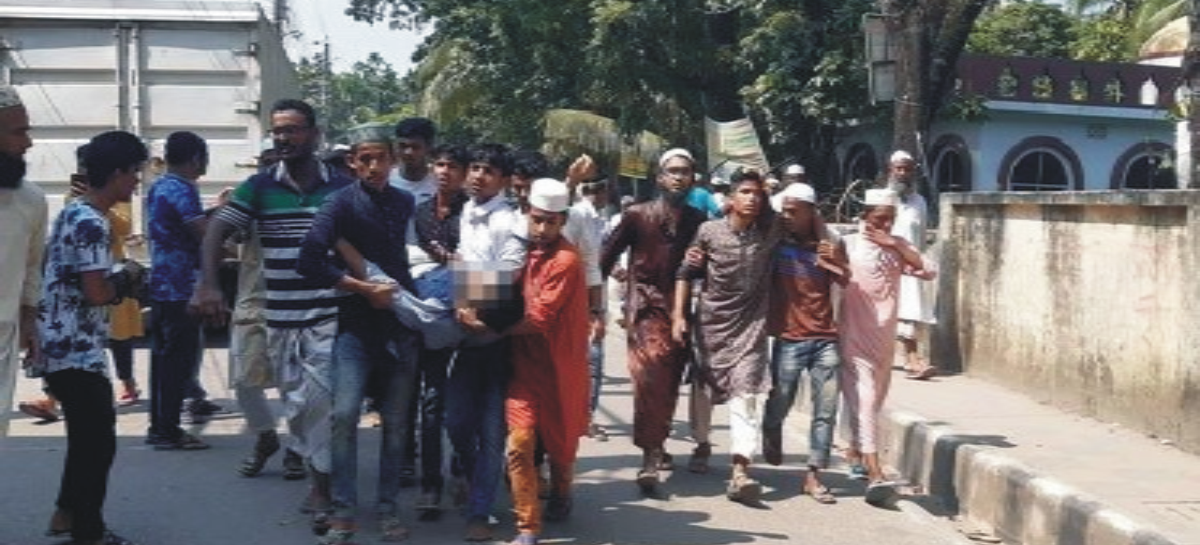 बांग्लादेश में हिन्दू विरोधी दंगों पर ‘आँसू’ बहाये संघी दंगाइयों ने