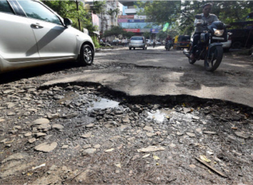 हजारों करोड़ों डकारने के बावजूद स्मार्ट सिटी की घातक सडक़ें