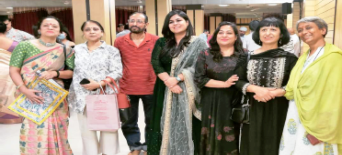 मौसम का सबसे गर्म दिन, सूफियाना शाम, शहर की हस्तियों से हाउसफुल