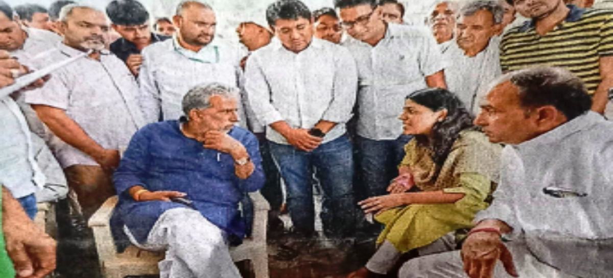 मनरेगा लुटेरे राजनीतिक आका की शरण में पहुंचे