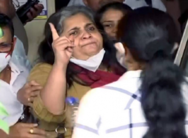 मोदी क्लीन चिट: याचिकाकर्ता से जुड़े लोग हिरासत में