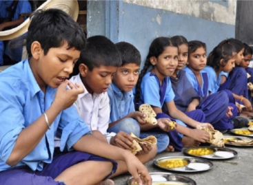 नौनिहालों की थाली में ‘शाकाहारवाद की राजनीति’ जायज नहीं