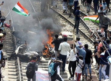 क्या आनंद महिंद्रा ने पूर्व सैनिकों को दिया था जॉब का ऑफर?  सेना के पूर्व दिग्गजों ने पूछे हैं तीखे सवाल