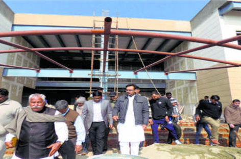 कुटेल स्थित मेडिकल विश्वविद्यालय को जनवरी 2023 से चालू करने का दावा