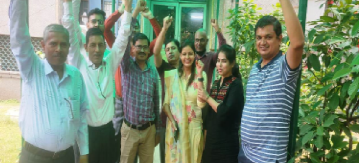 बिजली बिल संशोधन के विषय  में कर्मचारियों का प्रदर्शन
