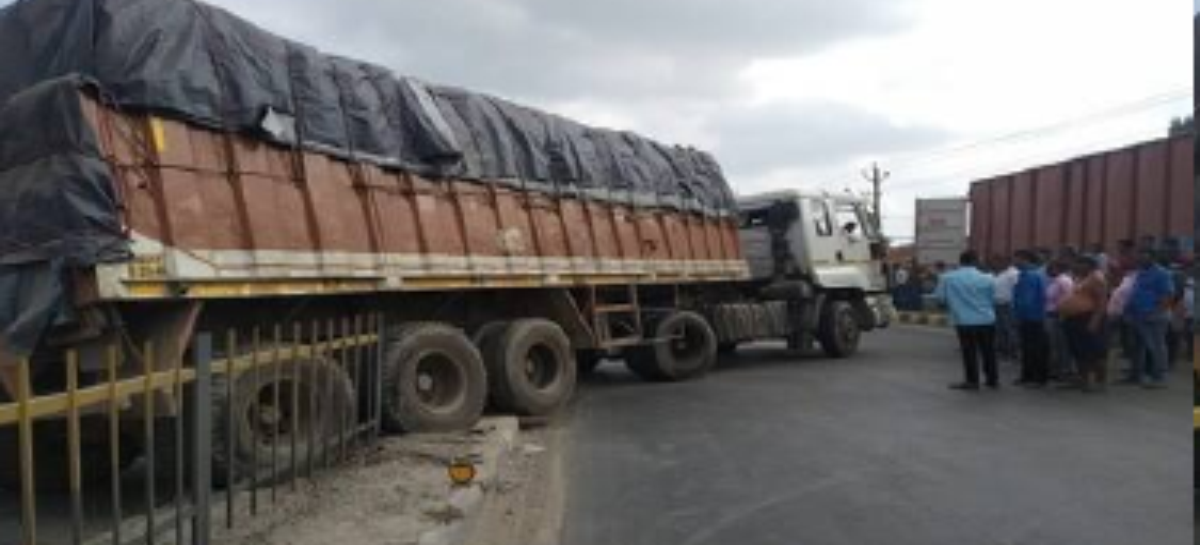 27 लाख की क्रेन आयेगी तो सडक़ों से जाम हटेगा