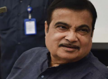 और अब नितिन गडकरी, जिसने जुबां चलाई वही काम से गया