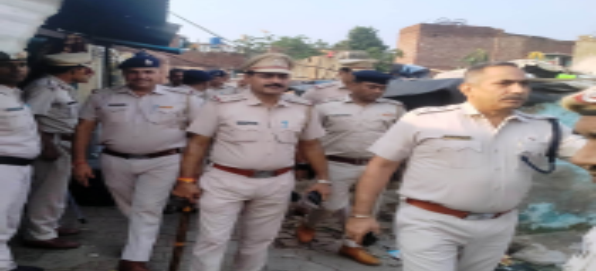 मरे हुए बदमाश से भी इतना डरती है पुलिस, अवैध कब्जे हटाने के लिये दो डीसीपी, तीन एसीपी व कई मैजिस्ट्रेट लगाने पड़े
