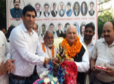 वरिष्ठ अधिवक्ता ओपी शर्मा को  जिला बार एसोसिएशन ने किया सम्मानित