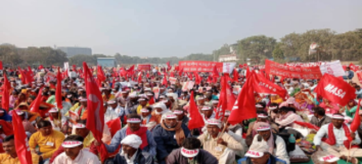 दिल्ली में मज़दूरों की हुंकार, लेबर कोड के विरोध में आक्रोश मार्च