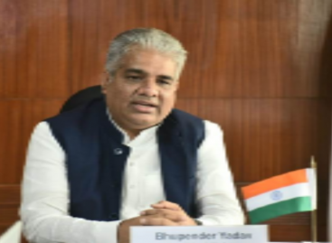 केन्द्रीय पर्यावरण मंत्री को दिल्ली ‘गैस चेम्बर’ नज़र आता है, एनसीआर नहीं