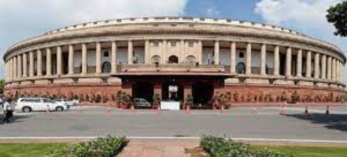 आम जन मानस में मौजूदा निज़ाम के बारे में गुस्सा चरम पर