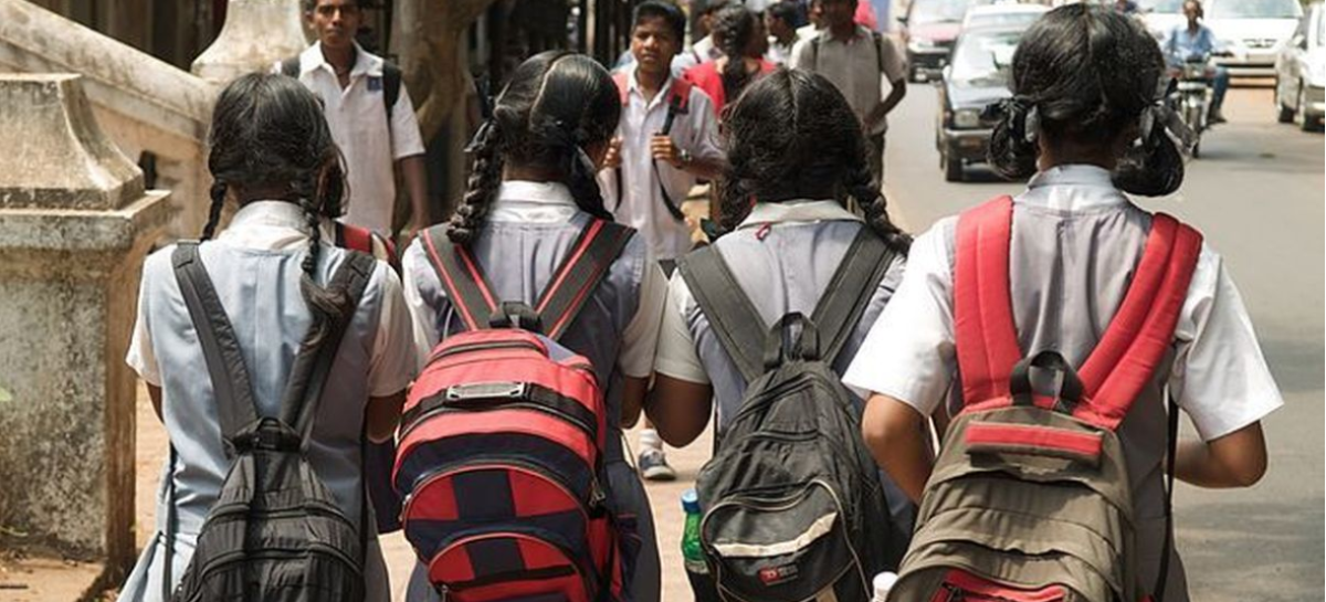 ढिंढोरा पीटने से नहीं होते स्कूलों में दाखिले