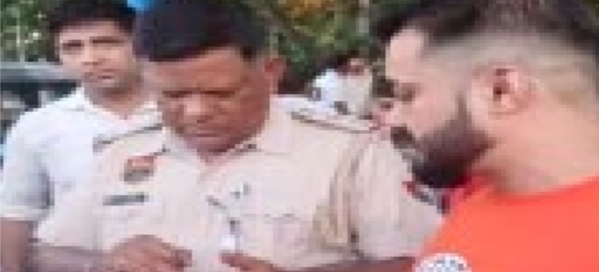 कमाई के रास्ते बंद करने वाले नगर निगम के जेई का यातायात पुलिस ने 15 हजार का चालान काटा