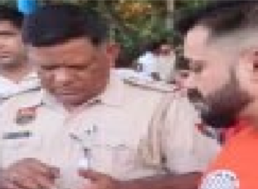 कमाई के रास्ते बंद करने वाले नगर निगम के जेई का यातायात पुलिस ने 15 हजार का चालान काटा