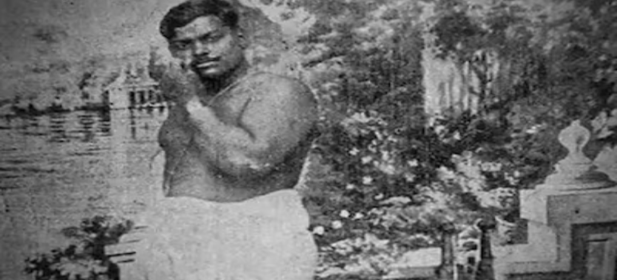 शहीद चन्द्रशेखर आजाद को किया नमन