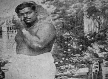 शहीद चन्द्रशेखर आजाद को किया नमन