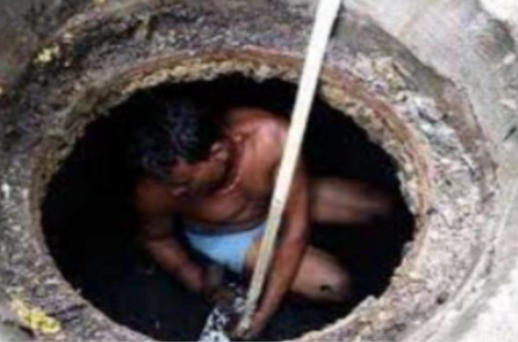 दस साल में सीवर लाइन तो डाली नहीं गई, अब किया जा रहा कार्रवाई का पाखंड