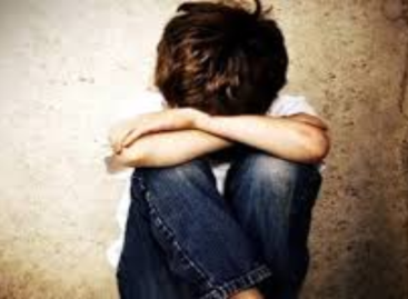 सेल टैक्स कार्यालय के चपरासी ने किशोर से कुकर्म किया, अफसर ने पीडि़त को धमकाया