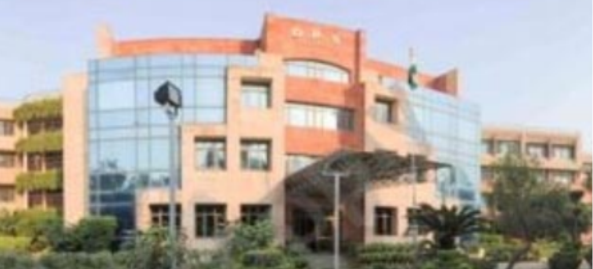 बेलगाम शिक्षा माफिय़ा कू्ररता की हदें लांघ रहा है