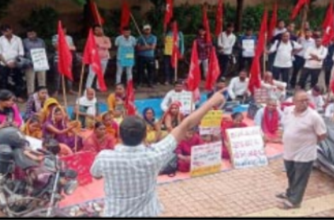 इंक़लाबी मज़दूर केंद्र ने दिखाई ताक़त, न्यूनतम  वेतन 26 हज़ार करने की सरकार से मांग