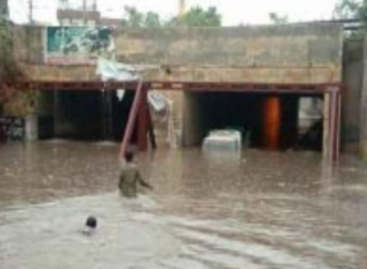 अंडरपास से पानी निकालने की बजाय गेट बंद करेंगे