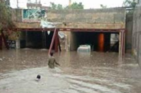 अंडरपास से पानी निकालने की बजाय गेट बंद करेंगे