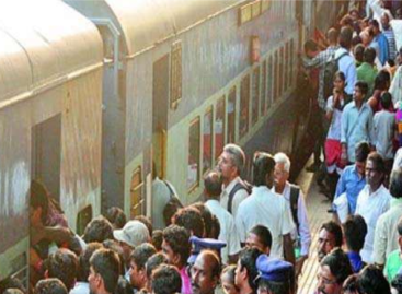 ख्वाब मेट्रो का दिखाते हैं, शटल ट्रेन तक चला नहीं सकते