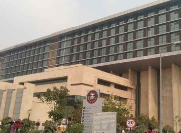 ईएसआईसी के दस नए मेडिकल कॉलेज खुलने की कार्रवाई शुरू