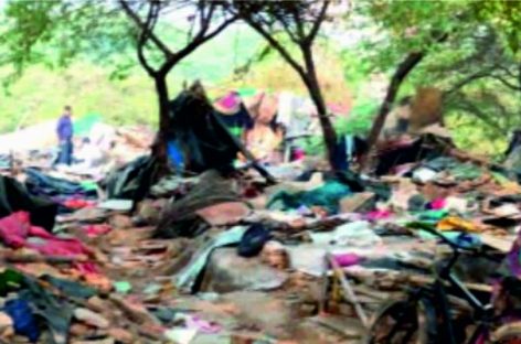 सेक्टर 21 सी, फऱीदाबाद की मज़दूर बस्ती भी उजड़ गई