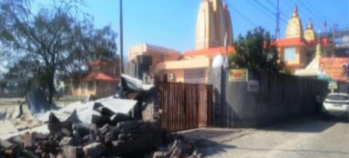 मंदिर ने एक हजार गज जमीन पर कर रखा था कब्जा, हूडा ने छुड़ाई