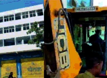 विधायक है या गुंडा, अतिक्रमण के नाम पर तुड़वा दिया विकलांग का आवंटित बूथ