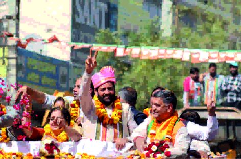 चुनाव आयोग के दम पर नायब सैनी कर रहे एकतरफा जीत के दावे