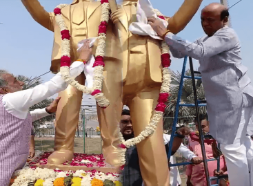 पाखंड : अम्बेडकर जयंती समारोह में भाजपाई नेता भी पहुंचे!
