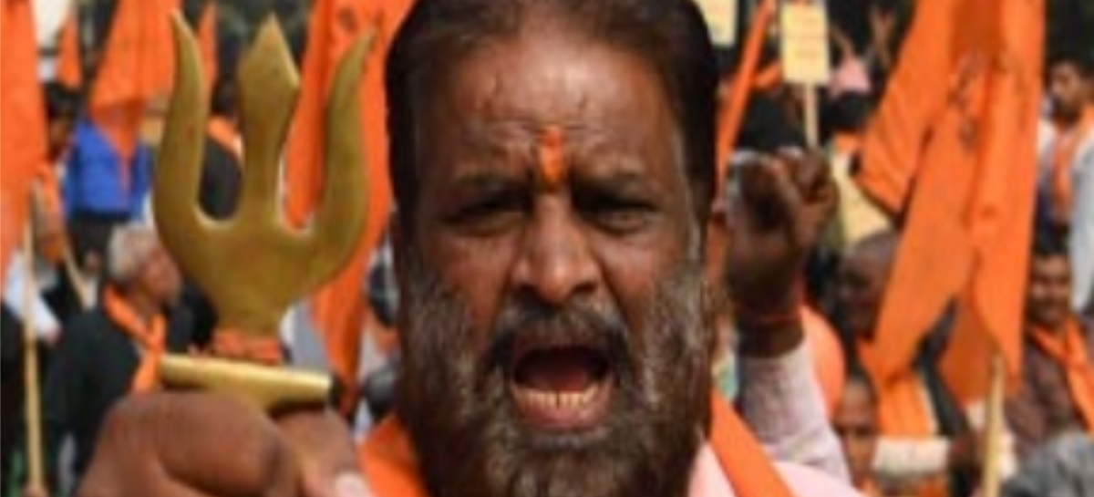 आरएसएस और भाजपा मिलकर हिंदू उत्सवों और समागमों का इस्तेमाल अल्पसंख्यकों को आतंकित करने के एक और औजार के रूप में कर रहे हैं