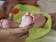 इंसानियत शर्मसार! चंद रुपयों के लिए बेच दी डेढ़ माह की बच्ची