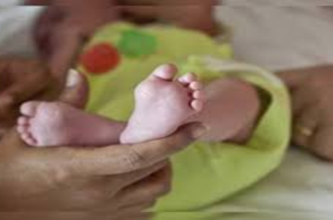 इंसानियत शर्मसार! चंद रुपयों के लिए बेच दी डेढ़ माह की बच्ची