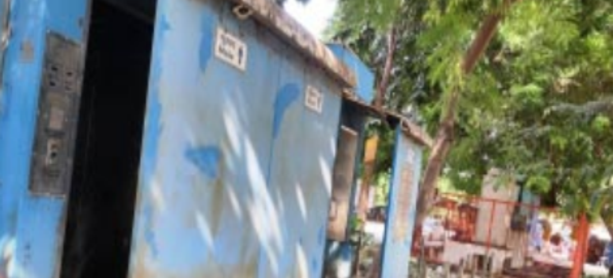 कबाड़ हो चुके स्मार्ट शौचालय भ्रष्ट अधिकारियों को फिर देंगे लूट कमाई का मौका