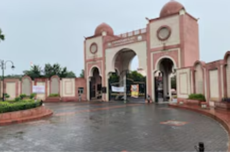 जामिया ने 32 आईएएस बना कर नफरतियों के मुंह पर तमाचा जड़ा है