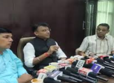 ग्रीवांस कमेटी की बैठक से खदेड़े जाने के बाद मंत्री की चाय पीने पहुंचे पत्तलपाड़