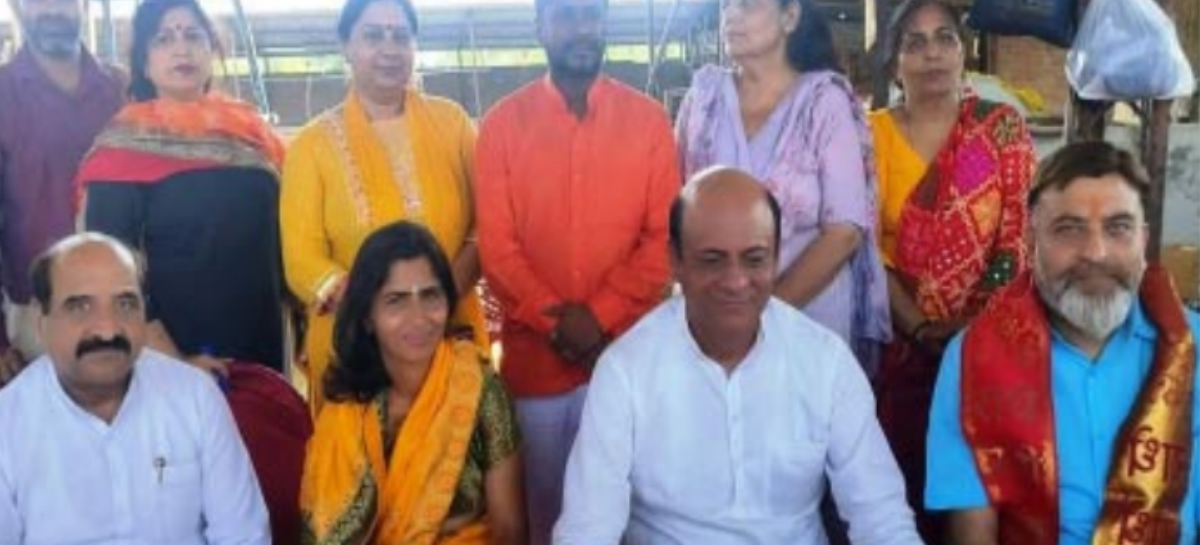 राधा कृष्ण गौ सेवा धाम ट्रस्ट : चोरों को पड़ गए मोर