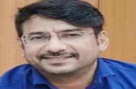 सीएम के ओएसडी गजेंद्र फौगाट पर पिछले सात महीने से बिना सेवा विस्तार लाखों रुपये लुटा रही सरकार