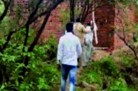 चित सुप्रीम कोर्ट की, पट अवैध निर्माणकर्ताओं की, वसूली मेरे बाप की