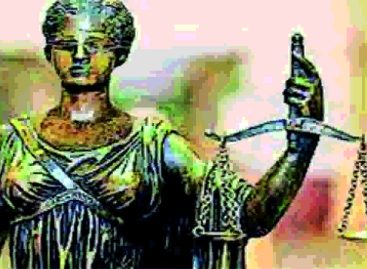सच्चे भारतीय की खोज में न्यायपालिका